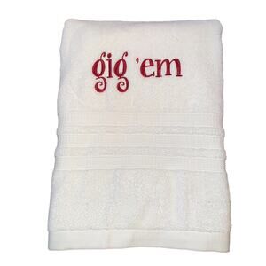 NWT White Charisma Embroidered Texas A&M University "Gig 'Em" Resort Towel